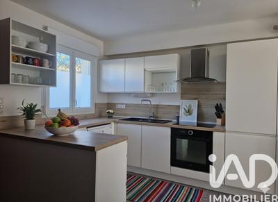 Maison - 80 m² - 4 pièces