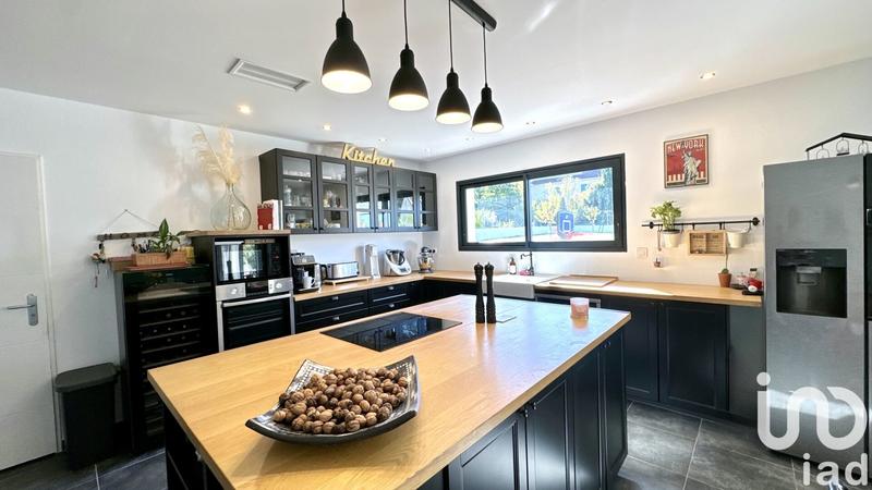 Maison - 127 m² - 5 pièces