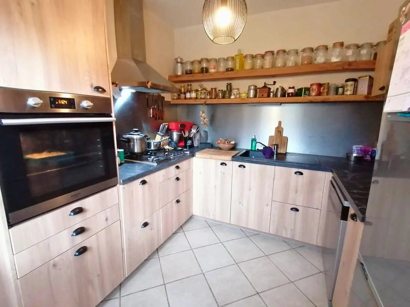 Maison traditionnelle - 112 m² - 6 pièces