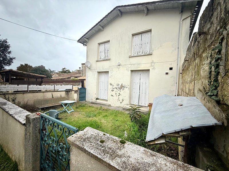 Maison - 95 m² - 5 pièces