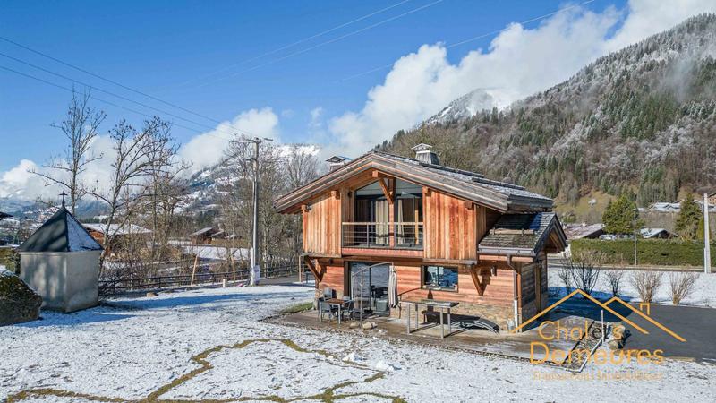 Maison traditionnelle - 75 m² - 5 pièces