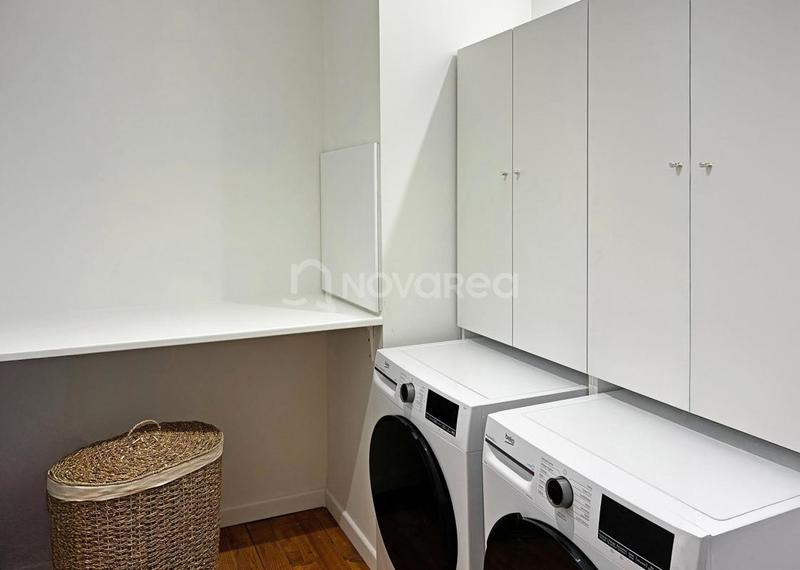 Appartement - 100 m² - 4 pièces