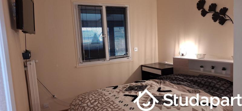 Maison - 97 m² - 5 pièces