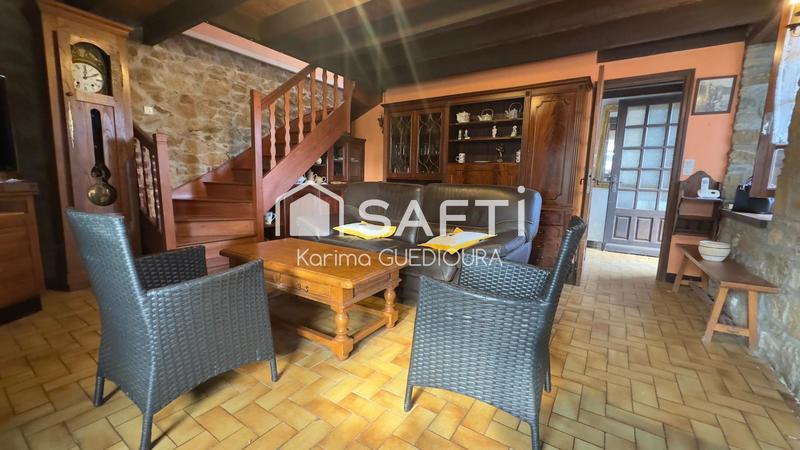 Maison - 96 m² - 5 pièces