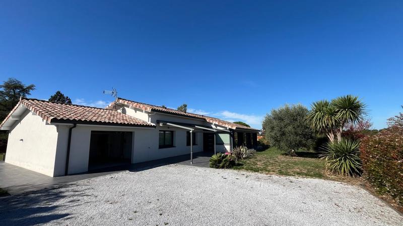 Maison - 180 m² - 4 pièces