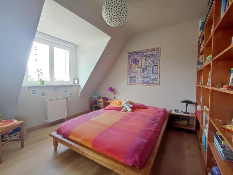 Maison - 242 m² - 8 pièces