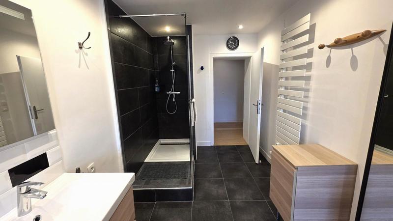 Appartement - 122 m² - 4 pièces