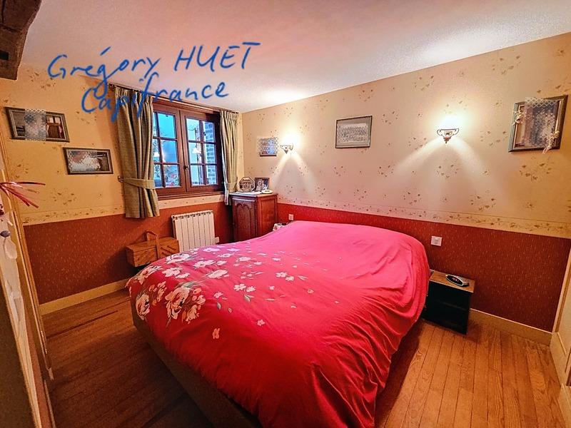 Maison - 121 m² - 8 pièces