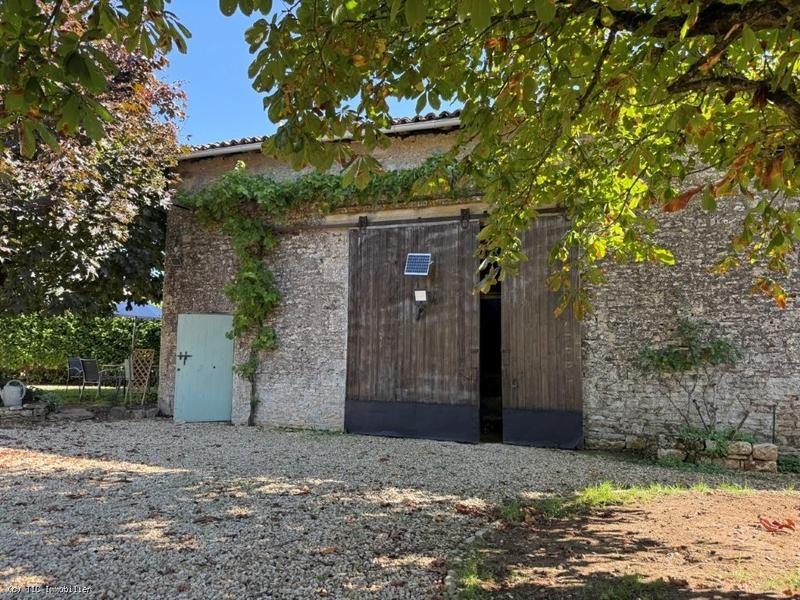 Maison en pierre - 125 m² - 4 pièces