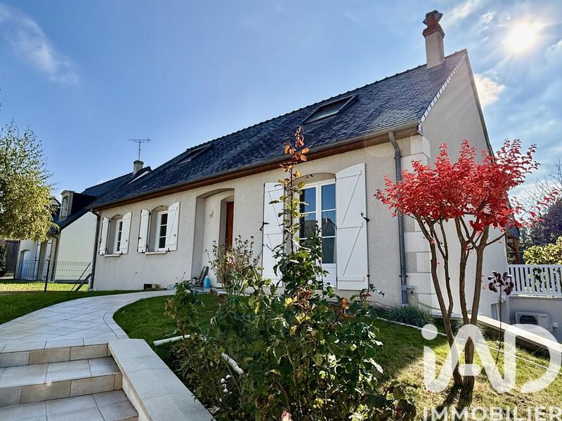 Maison - 140 m² - 8 pièces