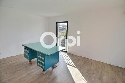 Maison - 170 m² - 3 pièces