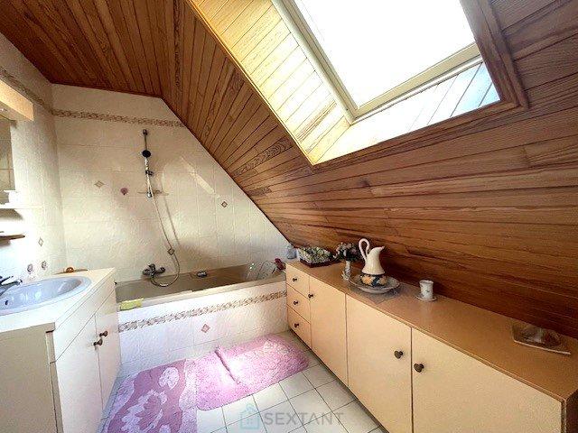 Maison - 141 m² - 7 pièces