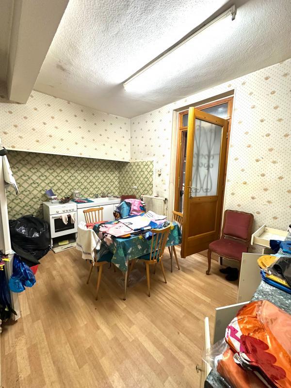 Appartement - 99 m² - 4 pièces