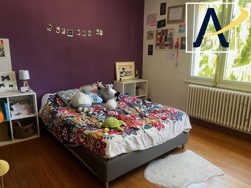 Maison - 160 m² - 7 pièces