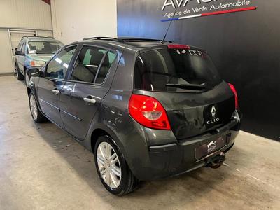 Renault Clio III 5 Portes 1.5 dCi 105 cv Initiale / Toit Ouvrant