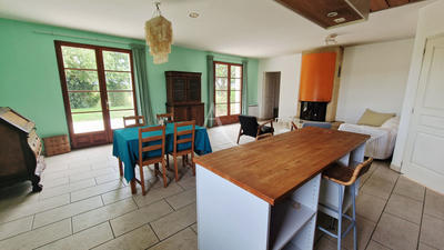 Maison - 98 m² - 3 pièces