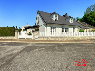 Maison traditionnelle - 154 m² - 7 pièces