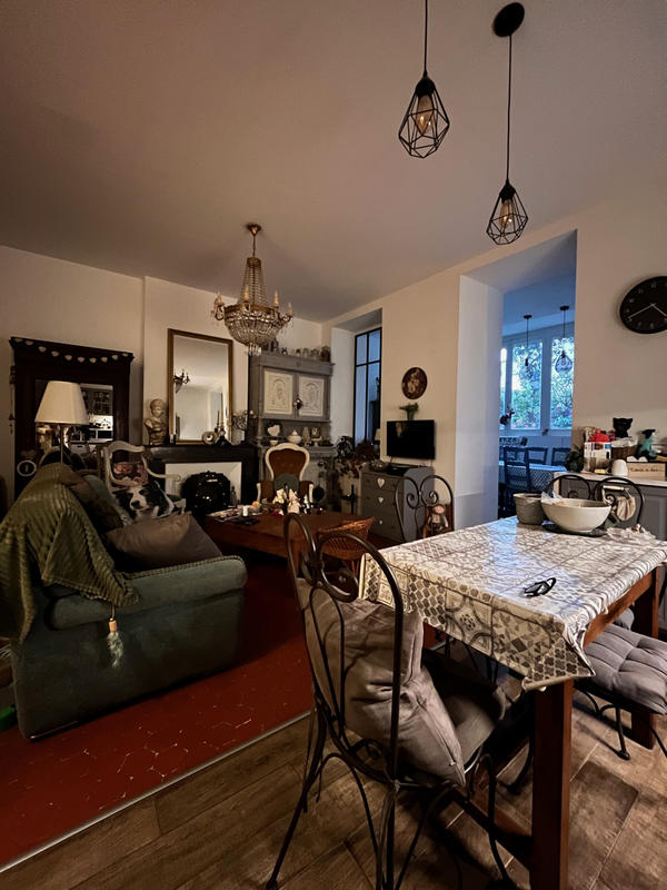 Appartement - 85 m² - 3 pièces