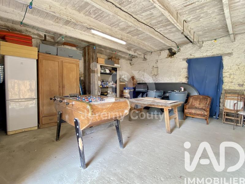 Maison - 243 m² - 7 pièces