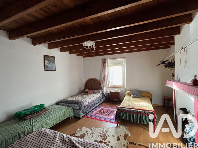 Maison de village - 111 m² - 4 pièces