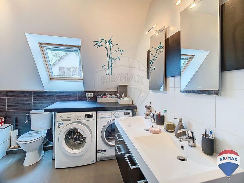 Maison - 92 m² - 4 pièces