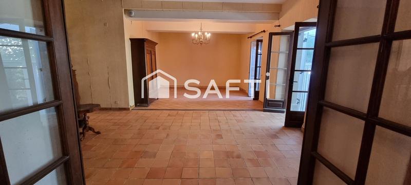 Maison - 225 m² - 7 pièces