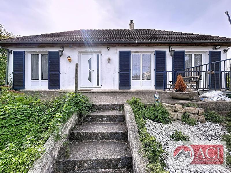 Maison - 94 m² - 5 pièces