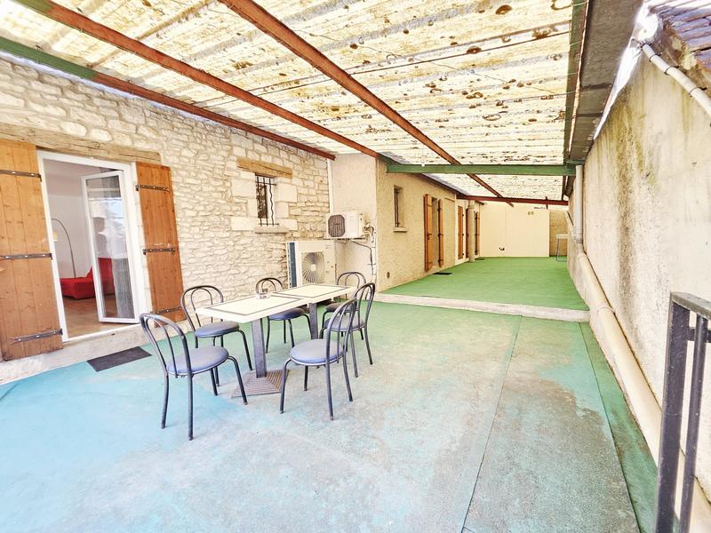 Maison de ville - 218 m² - 10 pièces