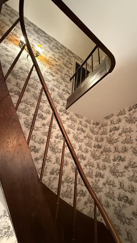 Maison - 212 m² - 9 pièces