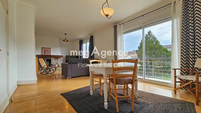 Maison de ville - 120 m² - 5 pièces