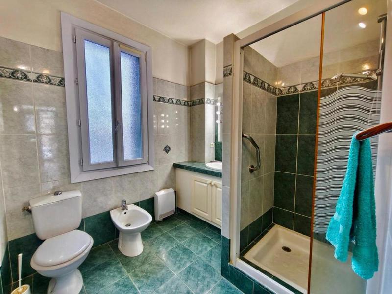 Villa - 150 m² - 7 pièces