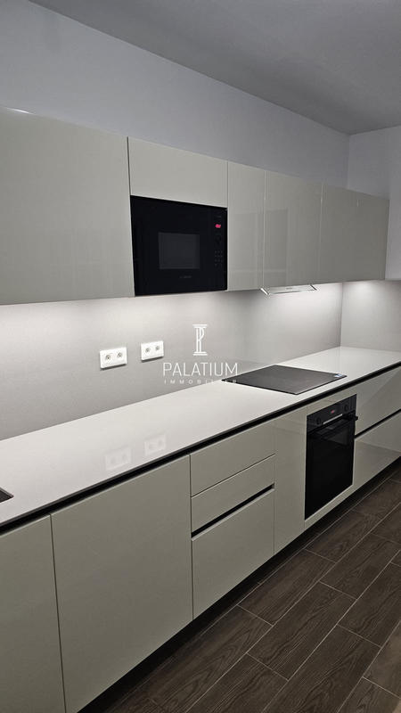 Appartement - 79 m² - 4 pièces