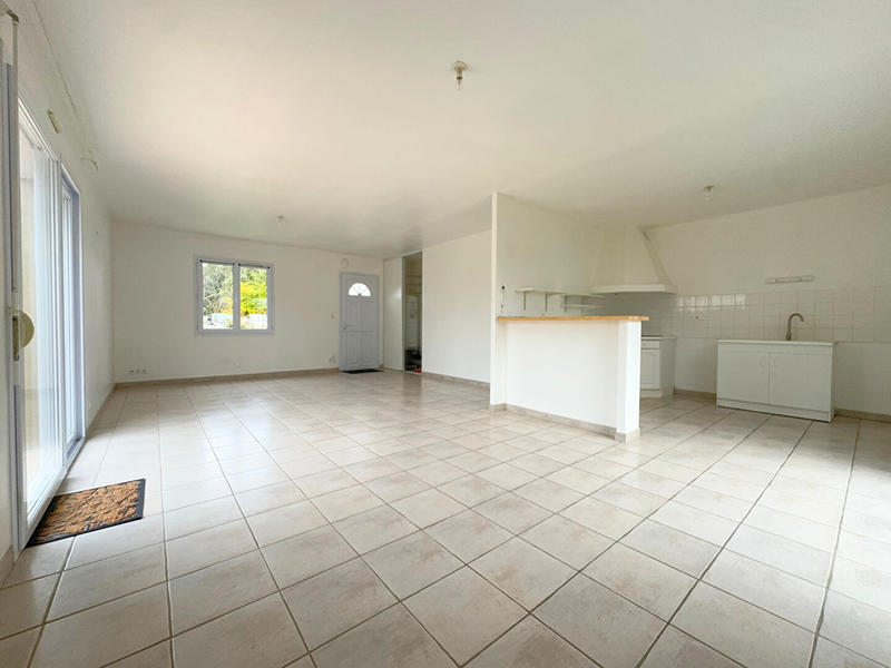 Maison - 90 m² - 4 pièces
