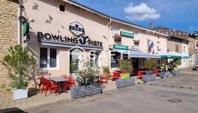 Maison - 435 m² - 8 pièces