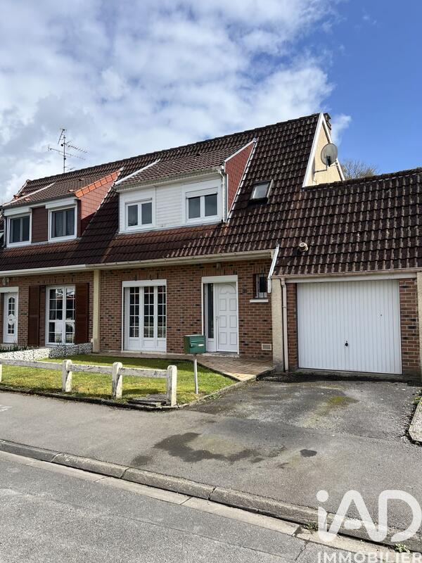 Maison - 83 m² - 5 pièces