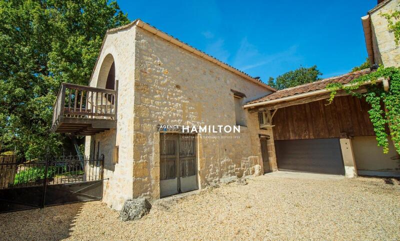 Maison de maîtres - 506 m² - 19 pièces