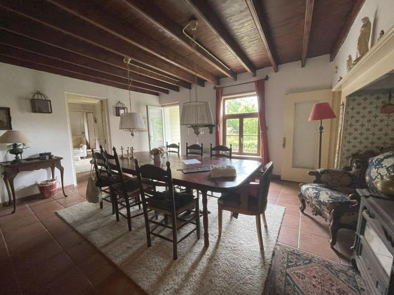 Maison - 190 m² - 8 pièces