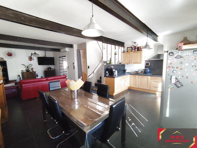 Maison de village - 90 m² - 4 pièces