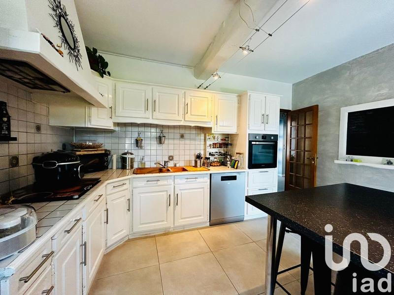 Maison - 224 m² - 6 pièces