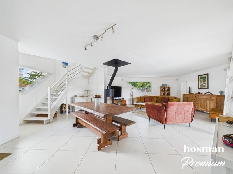 Maison - 170 m² - 6 pièces