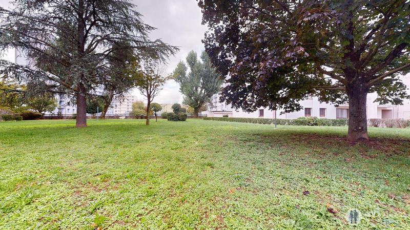 Appartement - 75 m² - 4 pièces