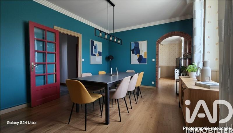 Maison - 295 m² - 10 pièces