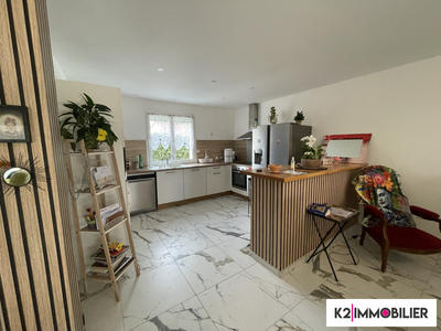 Maison - 115 m² - 4 pièces