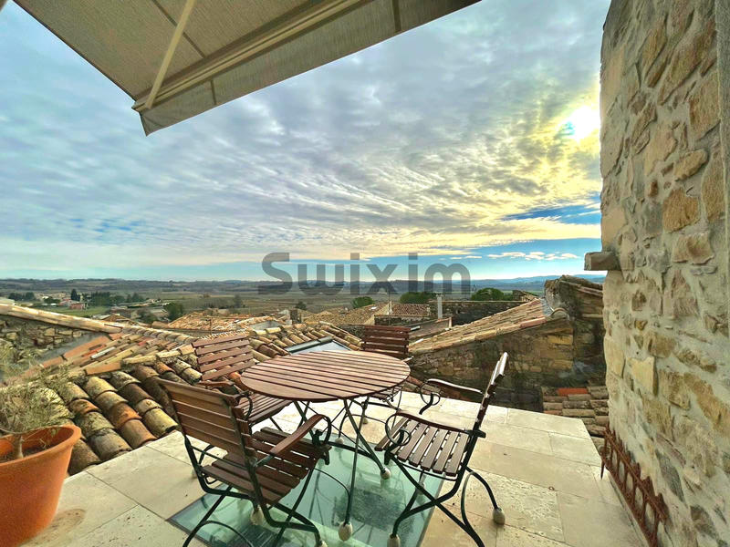 Maison de village - 141 m² - 4 pièces