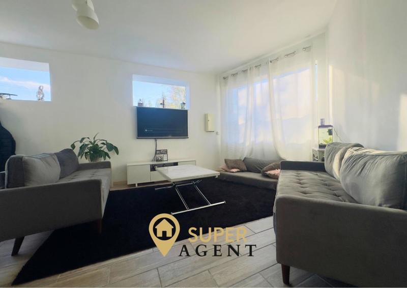 Bureau - 102 m² - 6 pièces