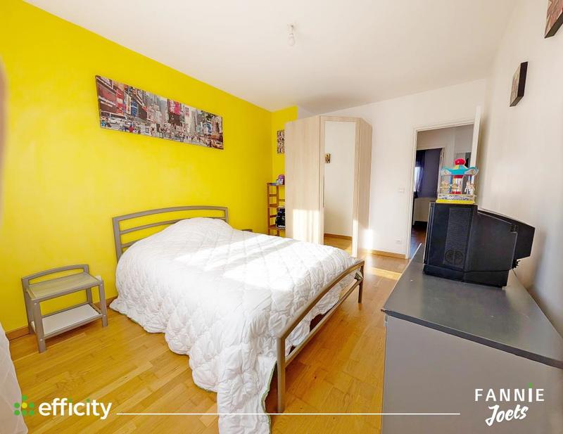 Pavillon - 123 m² - 7 pièces