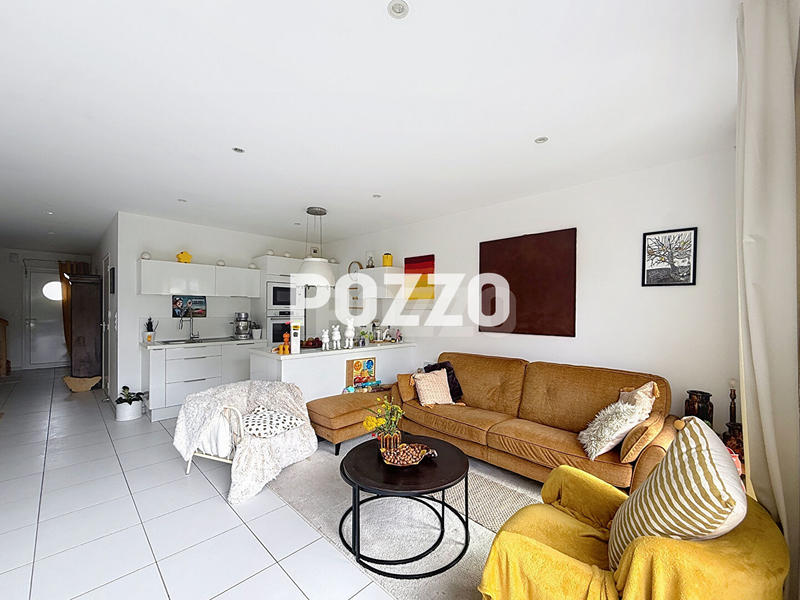 Maison - 85 m² - 4 pièces