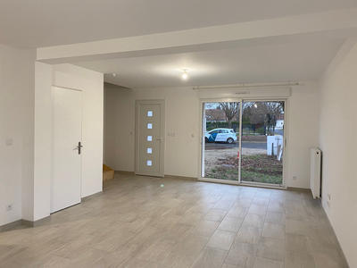 Maison - 95 m² - 4 pièces