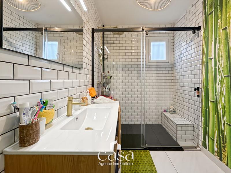 Maison - 156 m² - 6 pièces