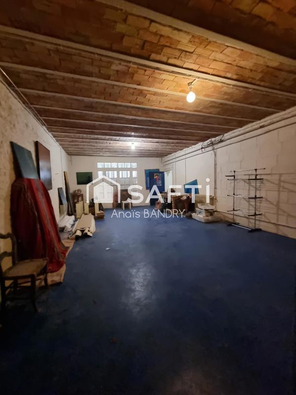 Maison de maîtres - 320 m² - 8 pièces